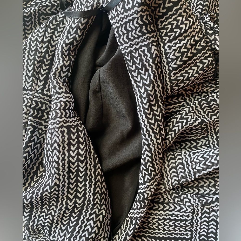 Bcbgeneration Woman’s Black/White Pattern Mini Dr… - image 7